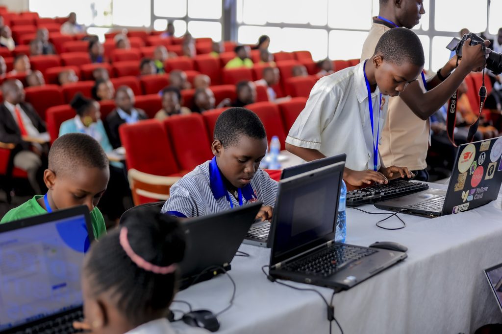 Edify EdTech Exhibition 2025 - Photo Album (526)